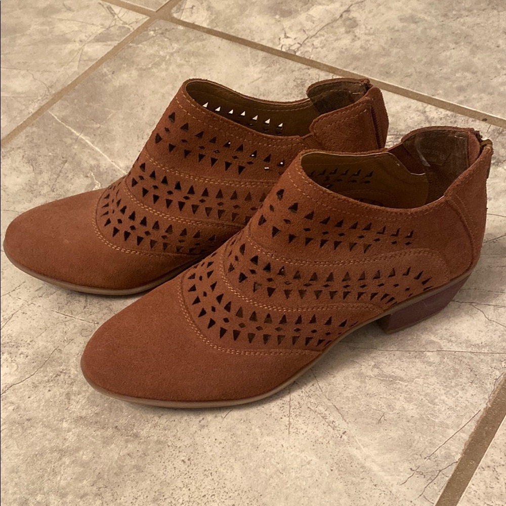 New Diba laser cut ankle boots